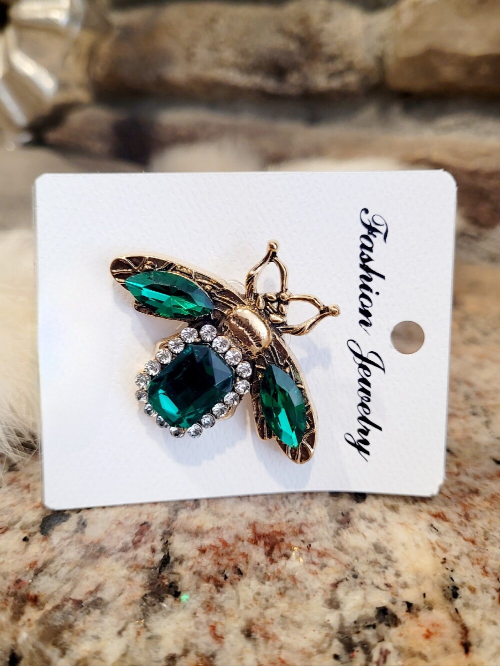 🌺Bee And Emerald Rhinestone Brooch Bee Jewelry Bee Accessories - Picture 3 of 4